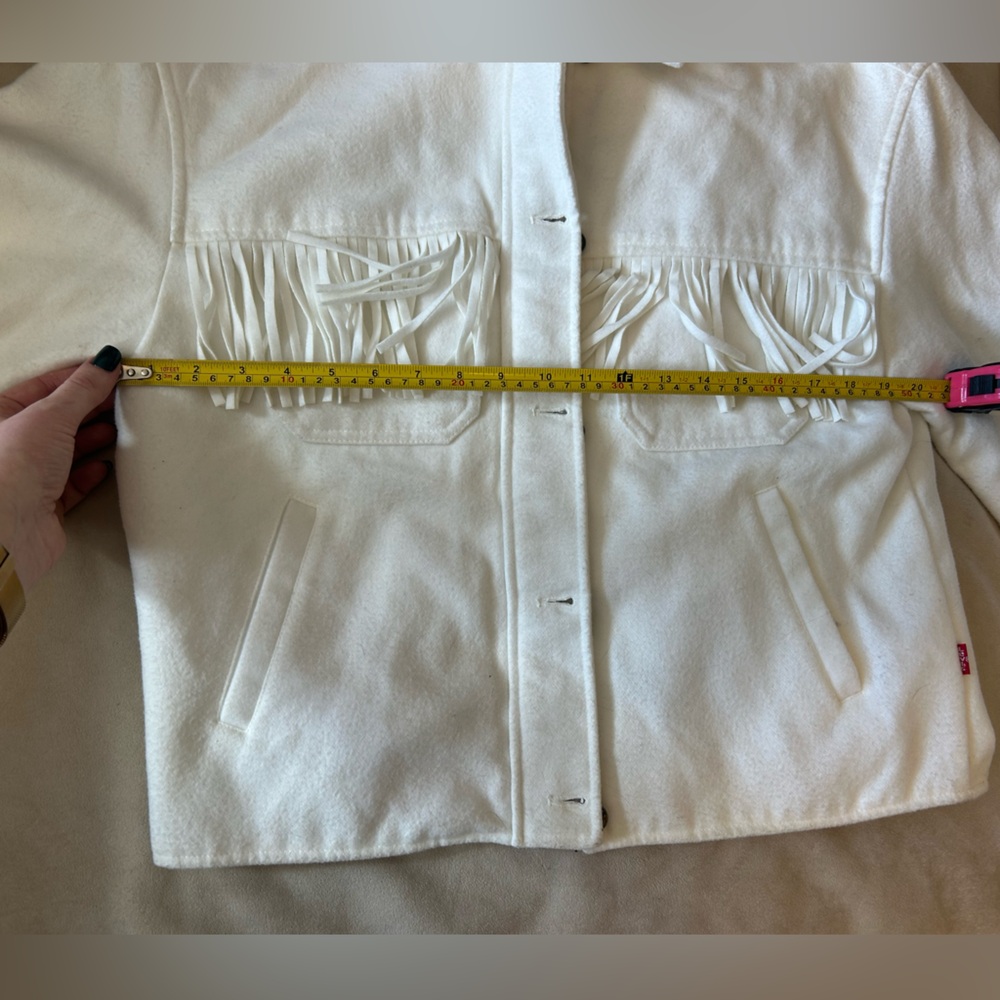 Levi’s Western White Fringe Jacket - Picture 5 of 7